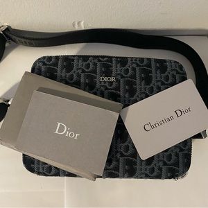 Dior oblique jacquard messenger bag